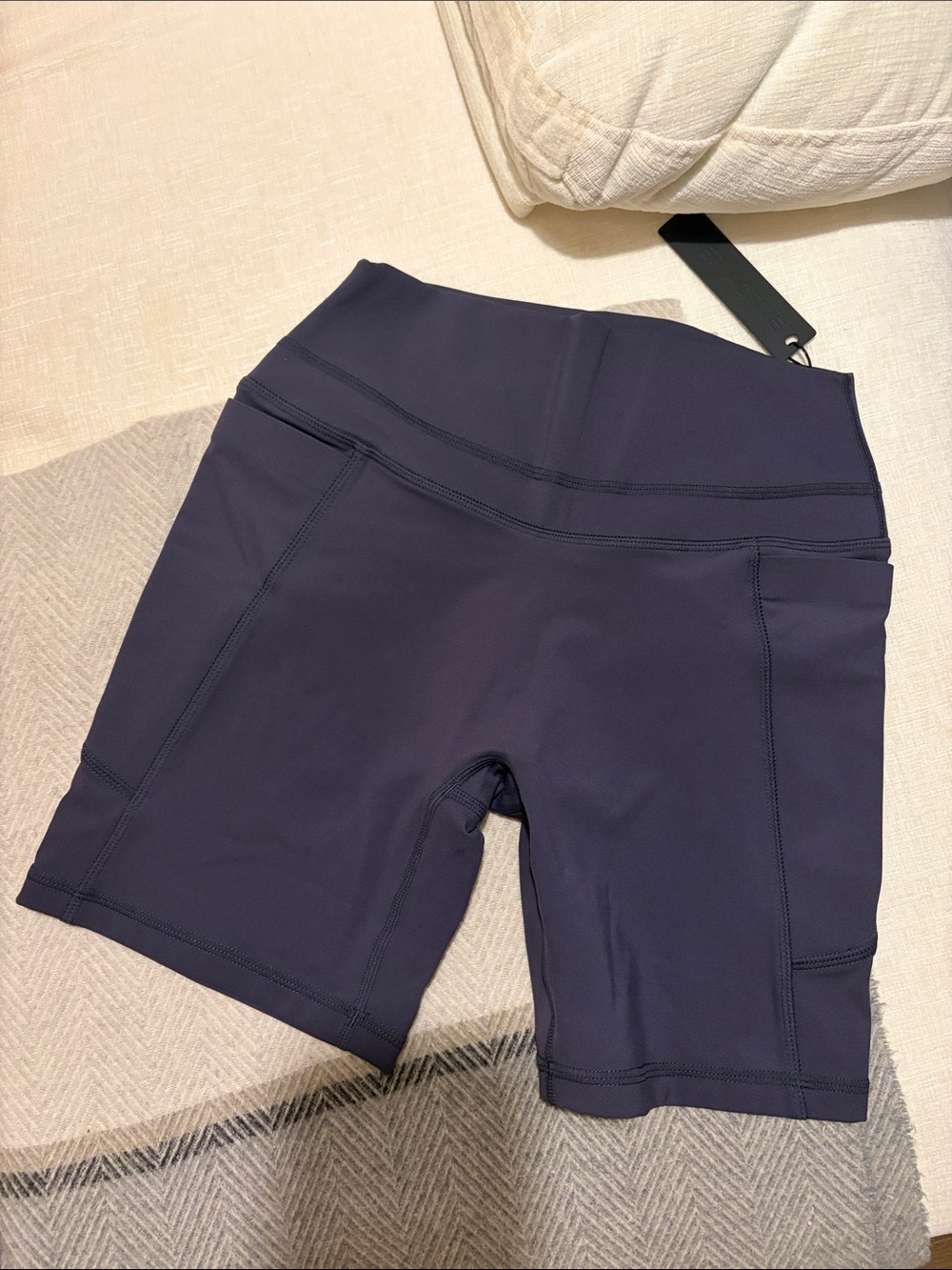 NWT Oner Active Unified High Waisted Pocket Shorts